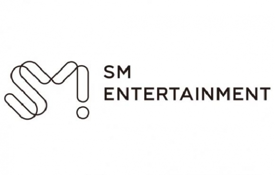SM Entertainment, which reigns as the largest song agency in Korea, is preparing for a higher place in 2019.Even in the recent bad news that has been sweeping the Korean music industry such as Burning Sun, SM Entertainment is showing its strength as a one-top without a big wind or crisis.SM Entertainment is also in the process of entering a new era as its artists are entering various transitions.Nevertheless, SM Entertainment pursued it, and the prospect that the value to pursue in the future will remain unchanged.In 2019, 1Q earnings slump? Expected 2Q gainsSM Entertainments recent earnings in the securities and business world were somewhat disappointing.Some have seen a sharp decline in operating profit in the first quarter of 2019, with the phrase earnings shock.(In the first quarter of 2019, sales of 130.8 billion won and operating profit of 2.8 billion won) However, the results of overseas soundtrack earnings were not bad, and the reasons for the sluggish 1Q 2019 earnings were the lack of album releases by their singers, and the sluggishness of subsidiaries such as SM C&C and Keith.In other words, it is an industry analysis that there is still an expectation that if the activities of the singers who are the main products of SM Entertainment become active, they will be able to achieve above this.The extraordinary contract size with China Tencent Music Entertainment, the time of EXOs comeback, and the expectation of Rising Boy Groups domestic and overseas activities classified as Next K Pop The Artist such as NCT, WayV are also factors that can give wings to the position established by SM Entertainment.Xiumin and EXO D.O. and Minho enlistment? EXO units and REDVelvet are comingSM Entertainments singers have been in a conversion period in many ways: EXO, which reigned as the main product, is a member of Xiumin (May 7), EXO D.O.(July 1)s active service has been put on hold for some time, and SHINee has also been banned from full-time activities, with Minho joining the Marine Corps on April 15, the Military Band on March 4, and Onyu joining active duty in December 2018, and has already been deviated from the line.EXO and SHINee are expected to attract attention to the individual and unit activities of the remaining members.Chinese member Ray resumed his activities with Honey on the 14th, Chan Yeol and Sehun are preparing for the new song in July with a unit and Baek Hyun solo.Taemin is also solidifying his position by successfully completing the Arena tour with solo in Japan.While EXO and SHINee entered the military pause, Super Junior ended up in the military life of all members with the cancellation of the youngest Cho Kyuhyun.Super Junior is expected to participate in the regular 9th album in the second half of this year by Lee Teuk, Hee Chul, Yesung, Shindong, Siwon, Eunhyuk, Donghae, Ryeowook and Cho Kyuhyun.In addition, Uno Yunho, BoA and REDVelvets new album, which confirmed the complete comeback, are also SM Entertainments main products.On the other hand, NCTs domestic and overseas all-round activities, the youngest of its agency, were great when we looked at them only in the first half of 2019, which is an evaluation that they properly filled the gaps of senior singers.NCT 127 has been working on restless activities such as performances, entertainment, and music broadcasts, including its first solo concert in January 2019, the Japan Hall tour in February, and ABCs Good Morning America in April. It was the fourth mini album NCT #127 We Are Superhuman released in May. It was ranked 11th on the Billboard 200 chart in the first week of release.This record of NCT 127 corresponds to the second ranking of the Billboard 200 chart K pop group ever.Tencent and CT Group . . Global alliance move synergy expectationsSM Entertainment joined hands with Tencent Music Entertainment in January to sign a strategic partnership, including music distribution and marketing in the China market.As a result, music-related contents of SM Entertainments singers such as EXO, TVXQ, Super Junior, SHINee, REDVelvet, and NCT will be distributed through Tencent Music Entertainment and used for marketing.SM and Tencents contract is a very anticipated contract in the industry because they can meet the musical influence of SMs main singers and the tremendous content control in Tencents China and expect amazing synergy.Tencent Music Entertainment is also considered a leader in Chinas online music industry, with more than 800 million paid users, and is also on the New York stock market in December 2018, alongside Sporty Pie, Apple Music and Amazon Music.SM Entertainment has already declared its entry into Indonesia.SM Entertainment is a CT group that leads media, finance and retail in Indonesia.CT Group was founded in 1987 by Chairman Kai Rul Than, focusing on media, lifestyle, entertainment and financial sectors, and is focused on national broadcasting stations TransTV, Trans 7 (Trans 7) channels, Mega World Bank (Bank Mega), Mega Sharia World Bank (Bank Mega Syariah), Transmart Carrefour It reaches out to four), trans fashion, coffee beans and Baskin Robbins, and already has a huge influence within Indonesia.SM Entertainment announced plans for four areas of business, including entertainment and content production, comprehensive advertising agency, lifestyle business, and digital, through the signing ceremony of Heads Of Agreement (HOA) to establish a joint venture with CT Group in February following the signing of an MOU to promote joint projects in October 2018.In addition, the company also confirmed plans for collaboration such as SMs entry into Indonesia, the discovery of Indonesias local singer, the production of I-POP (Indonesia pop) content, and the announcement of the collaboration soundtrack of Indonesias Singer Rosa and Super Junior.Indonesia is also the largest market in ASEAN, with more than 100 million people, nearly half of the population, attracting interest in content consumption.SM Entertainments First Half of 2019 Total Account
