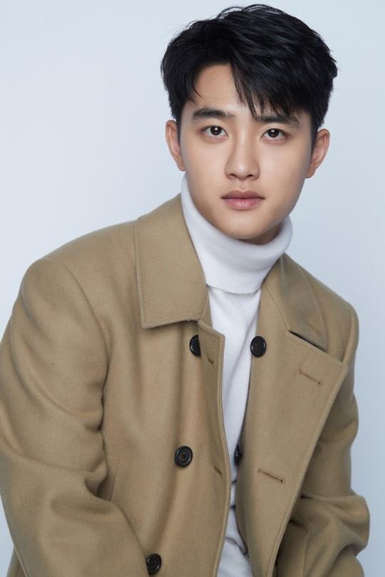 EXO member EXO D.O. (real name D.O.) who is about to join the group will release a solo song.EXO agency SM Entertainment official said in a telephone conversation with the main site on the 21st, EXO D.O. has completed a new solo recording.It will be released through Season 3 of SM Station and the exact release Ilja Gort has not yet been set.EXO D.O. is expected to join the active duty on July 1, and EXO D.O.s solo song is expected to appease fans regrets.It is expected that EXO D.O. will have a message in the solo song.As such, EXO is meeting with fans with active personal activities. In July, Baek Hyuns first solo album, Chan Yeol and Sehuns first unit album, is also foreseen.In addition, EXOs fifth solo concert will be held in July, and EXO D.O. will not attend the concert due to enlistment, but plans to reveal his constant love for fans as a solo song.On the other hand, EXO D.O. debuted as EXO in 2012 and received great love for many activities.In addition, he is making a solid position as an actor by appearing in drama Its okay, Im Love, One Hundred Days, movie Swing Kids, With God series with his real name D.O.