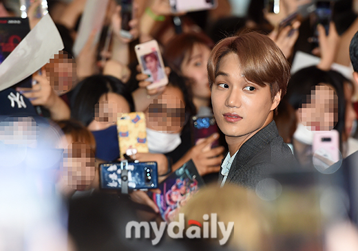 Singer EXO Kai poses on the red carpet of Netflixs popular original series Queen Story 3 held at Time Square in Yeongdeungpo-gu, Seoul on the afternoon of the 20th.