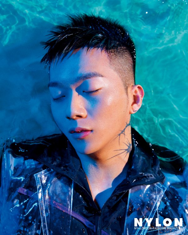 Nylon, a trend magazine that captures emotions in London and New York, released a picture with Woo Won-jae of hip-hop label AOMG in the July issue.The public picture cut is impressive that it overpowered the camera with mature eyes in a dreamy space as if dreaming.In fact, Yoo Young-joon, a photographer of Nylon magazine who was in charge of filming this photo, praised the models as even though they were underwater shooting, they were obtained and completely digested.This exclusive picture of Woo Won-jae can be found in the July issue of Nylon Magazine.PhotosNylon Korea