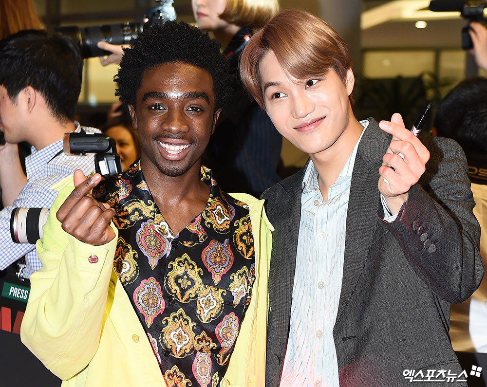 EXO Kai and Suho pose at the Red Carpet event of Netflixs popular original series Queen Story 3 held at Time Square in Yeongdeungpo, Seoul on the afternoon of the 20th.EXO Kai Visual Calling Close UpEXO Kai Finger Hearts with Caleb McLaughlinEXO Suho Prince of the cute rabbitEXO Suho with Gaten MatarazoCaleb McLaughlin - Kai - Gayton Matarazo - Suho weird meeting
