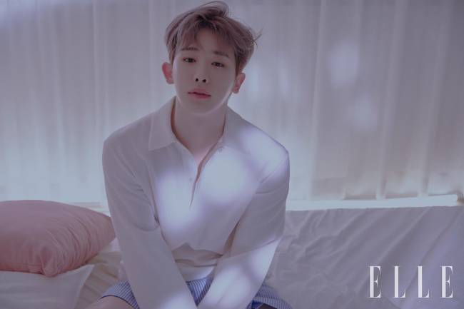 Group Monstar X member Wonho showed off her pure charm with B-cut picture.Fashion magazine Elle recently caught the eye by unveiling Monstar X Wonhos pictorial B cut on the official SNS channel.The picture was based on the concept of FIT & RELAX under the theme of Lets make healthy lifestyle habits campaign.Based on this, Wonho boasted pure and healthy charm.In the open B cut, Wonho showed a natural everyday appearance wearing a light green t-shirt, creating a refreshing and fresh atmosphere.In addition, the aspect of immersion in exercise with intense eyes in light training suits revealed its full of healthful charm.In addition, various shirt fashions have attracted the hearts of fans with unique aura.She showed dreamy sexy with see-through-style shirts and white pants, and pure beauty with a white shirt with a blinding eye, and focused attention on viewers.Wonho, who has been showing powerful and colorful visuals on the stage like this, has shown another charm by showing pure and fresh charm through this picture.Wonho, who focused his attention, has been a member of Monstar X and has been participating in the Monstar X album work based on his unique lyric and composition skills.Starting with the song Steal Your Heart from Monstars debut album TRESPASS (Invasion without permission), How about you (Ill Be There), Oi (Oi), 5:14 (Last Page), From Zero, If Only (If Only) He has produced numerous self-titled songs such as Im Going, No Reason (Norizon) and boasted of his artistry.His own song, which contains his warm and warm emotional charm, is loved by fans.Monstar, which Wonho belongs to, recently entered the world tour WE ARE HERE, which includes 23 performances in 20 cities around the world, including Asia, Oceania, Europe and North and South America, after finishing its second regular album TAKE.2 WE ARE HERE (Wee A Here).Especially on the 14th, the single Who Do U Love? (After 2 You Love?) with world-renowned hip-hop musician French Montana.) and attracts the attention of global music fans.Monstar will continue its third world tour WE ARE HERE until September.Starship Entertainment, Elle Offers