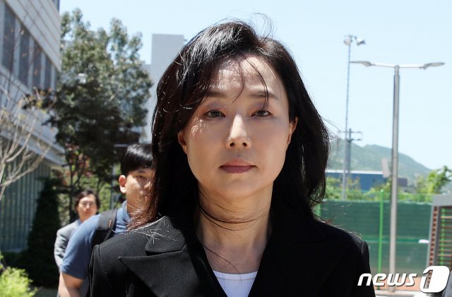 [속보] '세월호 특조위 방해' 조윤선, 징역 1년-집행유예 2년 | 인스티즈