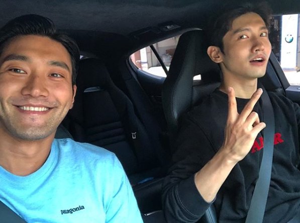 Choi Siwon posted a picture on his SNS on the 25th with an article entitled Always a nice and pleasant time. Good to be with Changmin.The photo shows Choi Siwon and Changmin taking selfies together in the car. The warmth that is felt even in the natural appearance without a toilet is eye-catching.The fans who responded to the photos responded such as a combination of handsome people, handsome, and this combination is too good.On the other hand, Choi Siwon appeared in the recently released KBS 2TV drama People! Changmin performed TVXQ concert TVXQ!CONCERT -CIRCLE- #with was held.