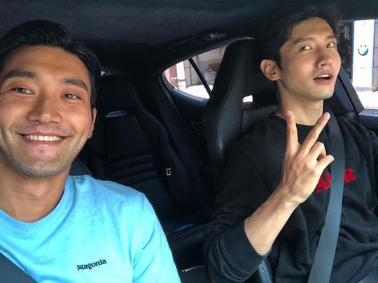 Choi Siwon and Choi Kang-chang-min spent time together.Super Junior Choi Siwon posted an article and a photo on his instagram on June 24th, Good to be with Changmin.The photo was taken by Choi Siwon and TVXQs Choi Changmin, who are sitting in the passenger seat and smiling brightly, while Choi Changmin is sitting in the drivers seat and taking a chic V-posing.Two people who are known to be close friends usually spent time together.emigration site