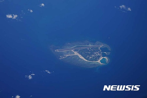 中, 남중국해에 4세대 전투기 젠-10 배치..