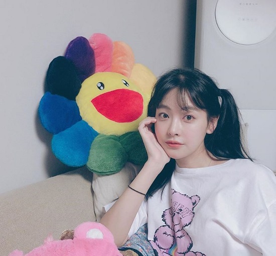 Actor Oh Yeon-seo has released daily photos.On the 25th, Oh Yeon-seo posted a picture on his instagram with an article called Sunt zone.The photo shows a picture of Oh Yeon-seo, who boasts a cute charm with a sheeps legs.The netizens who watched this showed various reactions such as How well do you look for Uroni Yanggae, Kawai!, It is a beautiful jackpot.On the other hand, Oh Yeon-seo appeared in the TVN drama Hwa Yugi which last year.Photo: Oh Yeon-seo Instagram
