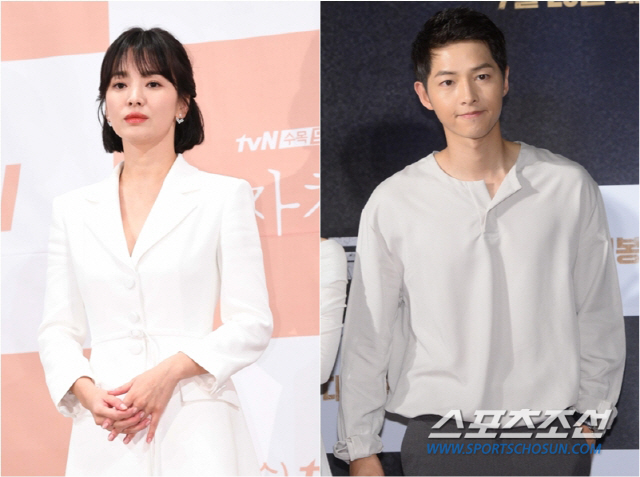 Actor Song Hye-kyos agency UAA has made an official statement about the divorce of Song Hye-kyo and Song Joong-ki.The UAA said on the morning of the 27th, I am sorry to say hello to the bad news first.Currently, Actor Song Hye-kyo is in the process of divorce after careful consideration with her husband. The reason is that the two sides can not overcome the difference between the two sides, and the decision is inevitably made.I respectfully ask for your understanding that the other specifics can not be confirmed in the privacy of both Actors.Also, I would like to ask you to refrain from stimulating reports and speculative comments for each other. I will try to greet you in a better way in the future. Song Joong-ki and Song Hye-kyo were born in 2015 and became a song and song couple through KBS2 drama Dawn of the Sun which was broadcast from February to April 2016. I received a hot love from Asian fans.The two continued their friendship after the drama, which led to their development as a lover and marriage.Song Joong-ki and Song Hye-kyo, who signed a hundred-year anniversary in the celebration of many fans and colleagues on October 31, 2017, were envious of the couple of the century, which made romance in the drama real.Good morning. Song Hye-kyo is UAA Korea.Im sorry to say hello to you first with bad news.Currently, our actor Song Hye-kyo is in the process of divorce after careful consideration with her husband.The reason is due to the difference in personality, and both sides have not overcome the difference, so they have to make this decision.I respectfully ask for your understanding that the other details cannot be confirmed by the private life of both Actors.Also, please refrain from stimulating reports and speculative comments for each other.Im sorry for the inconvenience. I will try to say hello to you in a better way in the future.