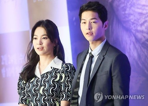 The divorce news of actor Song Joong-ki and Song Hye-kyo is known on the 27th, and the interest of Song Joong-ki is attracting attention to the background of Song Joong-kis application for divorce mediation against Song Hye-kyo.Song Joong-kis unusual disclosure of the divorce application through the media is likely to be on either side of the couples responsibility for divorce in the legal profession.A legal official said, Since divorce adjustment applications are usually filed on the side that is not responsible for divorce, Song Joong-ki may think that there is a reason for divorce.Divorce is divided into consultative divorce and trial divorce. The divorce seeks the court to confirm the contents of the divorce process, the division of property, and the right to care.Trial divorce is a procedure in which the court intervenes and arranges for the part where either doctor does not match.Among them, divorce mediation is usually applied to settle divorce through court mediation when divorce is difficult, and if the mediation is not made in this process, it will go to trial through divorce lawsuit.The Family Court shall adjust the division of property and alimony through the couple or the legal representative of the parties, and in the course of mediation, we shall look into who is responsible for the divorce.The divorce mediation will proceed privately. If the mediation committee confirms the positions of both parties and says that both couples are willing to divorce, the mediation will be established and the divorce process will be completed.Currently, both Song Jung Ki and Song Hye Kyo publicly announced their intention to divorce, so there is no dispute in divorce mediation.It is the legal view that there is virtually no possibility that a formal trial will be held because one side disagrees with the adjustment.Another background of Song Joong-kis application for divorce mediation is that the burden of exposure to the media may have been on him.Since the consultation divorce is not represented by the lawyer, both must attend the court and state their intention to divorce directly.This is why he has applied for a divorce mediation that his lawyer can represent because he is worried that he will be exposed to the public.Song Joong-ki - Song Hye-kyo fans mature as bad as they hurt.On the other hand, Song Joong-kis Song Hye-kyo fans are said to be disastrous about the divorce news of the couple.On the 27th, when news of the divorce of the two people was announced, fans released a statement on the divorce of Song Jung Ki and Song Hye Kyo.In the statement, the fans said, I heard the news of Song Joong-ki and Song Hye-kyo, and I officially announce the statement because I could not forbid the terrible feeling.The two developed into lovers through the drama Dawn of the Sun and married in October 2017, and received support from many people at the time.It was so beautiful and ecstatic, and it felt as if it were fascinated by the superbness of the work of art.The two were the same, so I could not imagine that I would get the news of today. But I do not want to blame each other too much because the sky is determined by the relationship of people.I think that there will be good things to forget the pain in the future, as there is a saying, I am mature as much as I am sick. Song Joong-ki and Song Hye-kyo are eager to stand in front of their fans in a bright way through good works in their lives. Song Joong-ki and Song Hye-kyo apply for divorce mediation Song Hye-kyo Difference in the personality of divorce .. Both divorce doctors 