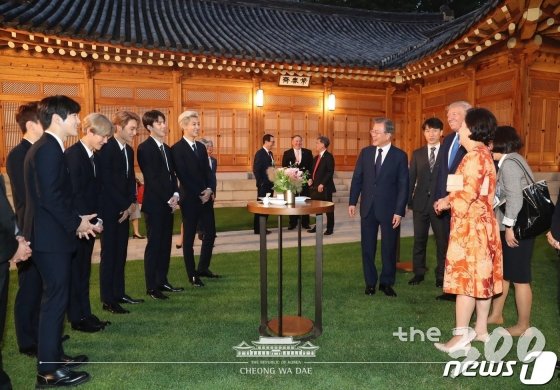 퍼스트 레이디 이미지
