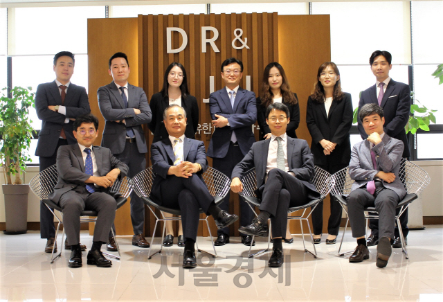 대륙인력 이미지