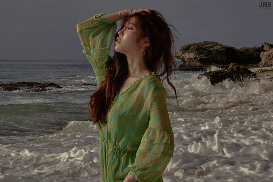 Bali pictorials and shooting videos filled with the charm of Jun Hyoseong, who is a singer and actor, were released.Tommy Sanghoe Entertainment (hereinafter Tommy Sanghoe) presented the public with a photo shoot of Jun Hyoseong through noon, Naver V, YouTube on the 2nd.In the public image, you can see her colorful charm from the cute and refreshing appearance of Jun Hyoseong, who freely walks Bali and enjoys summer, to the seriousness of taking various poses and taking pictures seriously.You can see the lovely figure with your hair braided in both sides, the playful figure of eating and eating ice cream, and the Jun Hyoseong standing in front of the camera with a dreamy atmosphere even though you laugh shyly like a girl.The photo shoot, which was held under the theme of Jun Hyoseongs The Thirty Summer, lasted for a total of five nights and six days from May 29 to June 3, and her ideas melted throughout the pictorial to show fans the natural and rough appearance of enjoying healing trips.As her opinions were actively reflected in the overall pictorial concept, a static and comfortable atmosphere was included in the video, which is different from the previous lively and energetic appearances.In particular, Jun Hyoseong is said to have taken styling and makeup on his own for the filming of this photo, and he also posted a self-made self-portrait on his SNS account a while ago to collect topics from netizens and fans.It was time to find another self because I could capture a new image that was different from Bali to the past even though my body was hard, said Jun Hyoseong, who had finished filming a healing trip and a photo shoot. I spent time in a relaxed and static atmosphere to heal my body and mind.Tommy will unveil the B cut of the picture shot in Bali on the 3rd through Naver Post and Jun Hyoseongs Instagram. On the 5th, V-log with natural daily life in Bali will show YouTube and V live.Photo: Tommy Chamber