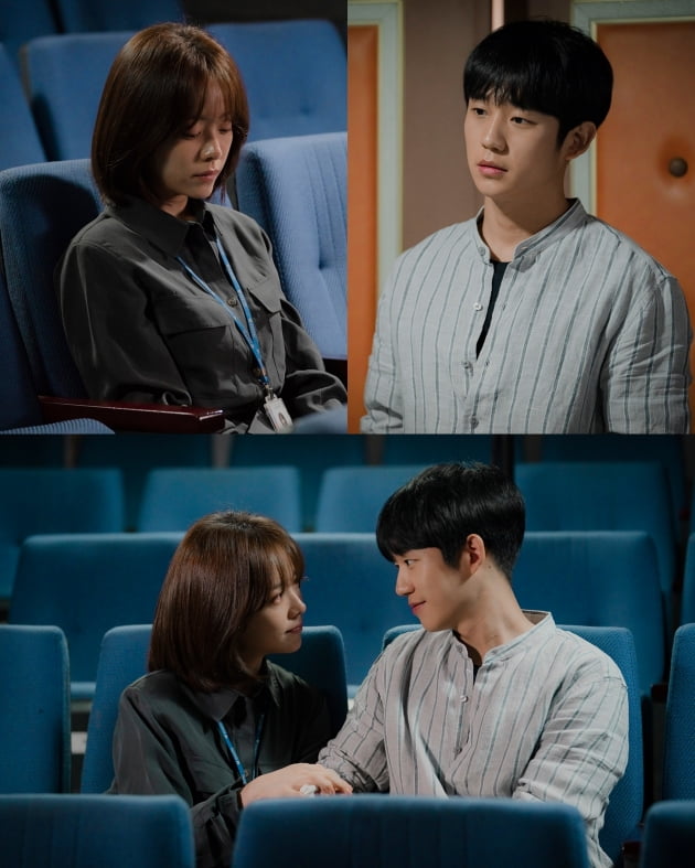 The moment Han Ji-min and Jung Hae-in shared a warm comfort was captured.In the MBC drama Spring Night, which is broadcasted on the 3rd, it is revealed that Yoo Ji-Ho (Jung Hae-in) is urgently visiting Lee Jung-in, who is in trouble.In the last broadcast, Lee Jeong-in was not able to tolerate Danger at the attitude of Father Lee Tae-hak (Song Seung-hwan), who ignored Yoo Ji-Ho.Faders attitude of forcing him to marry Kwon Ki-seok (Kim Jun-han) without acknowledging his feelings was disappointing.In the end, DDanger was in the relationship between Lee Jung-in and Yoo Ji-Ho in the conflict between the women who are not narrowed down.Lee Jung-in and Yoo Ji-Hos romance is getting more and more popular, and Lee Jung-in is worried about the situation.In the meantime, he has been determined by his feelings, and he is interested in why he is in trouble.On the other hand, Yoo Ji-Ho, who learned about Lee Jung-ins worries, rushes to the library. Lee Jung-in is surprised by the unexpected appearance of Yoo Ji-Ho.The figure of Yoo Ji-Ho, who looks at Lee Jung-in, who is reddened with eyes, and Lee Jung-in, who regained his smile on his comfort, warms the hearts of those who see faith and affection for each other.Spring Night Han Ji-min, DDangerHan Ji-min, a smile reclaimed to Jung Hae-ins consolation