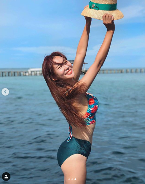 Park Ji-hye announcer showed off her swimsuit figure.Park Ji-hye announcer, who is well known as exercise announcer, posted a picture on his instagram on the 3rd, saying, Now its time to finish the certificate and fund-diving and wearing a swimsuit.Meanwhile, Park Ji-hye announcer has been working as a freelance since May last year, working for economic broadcasters such as Daily and KB Securities in 2015.And he was also a former MuscleMania fitness model in 2017.