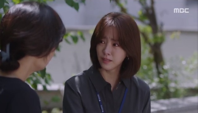 Han Ji-min has a child with her mother, Gil Hae-yeon, Confessions.In the 25th episode of MBCs tree drama Spring Night (played by Kim Eun/directed Ahn Pan-seok), which was broadcast on July 3, Lee Jung-in (played by Han Ji-min) made a contest about Yoo Ji-ho (played by Jung Hae-in) to his mother, Shin Hyung-sun (played by Gil Hae-yeon).Shin Hyung-sun went to his daughter Lee Jung-in and said, I want to see the father of the person you talked about. When Lee Jung-in asked, Why?Im going to respect your opinion, Lee said, and Lee was nervous, do you think he heard anything from his brother?I dont think so. Listen to what? Seoin told her to eat hard. What are you so scared of?Tell me, Lee said, and Lee said, I actually have a child. Hes ... Mom, Im sorry.When the new line panicked, Jung In-ah, this is ..., Lee Jung-in said, I tried not to. I thought not either. But I liked it so much. Im sorry.I cant live without him anymore. Mom, Im sorry. Help me, Mom.Yoo Gyeong-sang