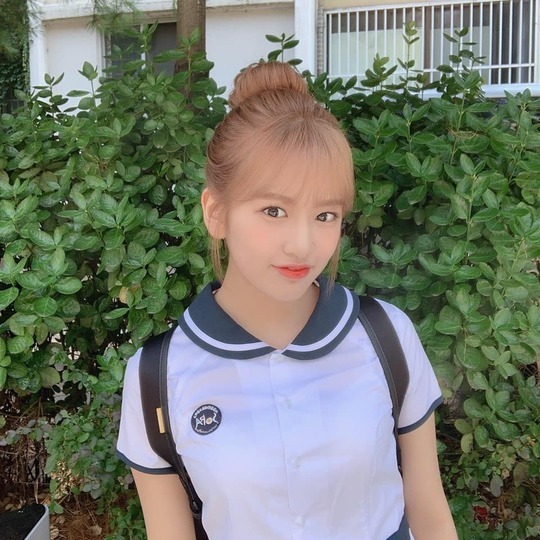 Ahn Yu-jin boasted of freshman freshman in high schoolGroup IZONE member Ahn Yu-jin uploaded a photo to the official Instagram on July 4 with the phrase Anya.In the photo, Ahn Yu-jin is wearing a school uniform and making a fresh look; he boasts big eyes and cool features.han jung-won