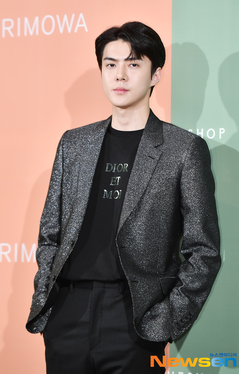 EXO Sehun attended the German premium luggage mother brand pop-up store event held at Bunder Shop in Cheongdam-dong, Gangnam-gu, Seoul on the afternoon of July 5Sehun is responding to the photo pose on the day.expressiveness