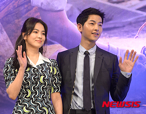 Song Joong-ki will begin filming the first film of the movie Win Ri Ho (director Cho Sung-hee) on the 5th.After the news of the divorce of the Song Songbu was announced, the shooting schedule was expected to change, but Sung Riho plans to schedule the scheduled schedule after cranking on the 3rd.Win Ri-ho is an SF film set in the first space in Korea.Song Joong-ki does everything he can to be money, but he always plays the problematic pilot Taeho of Seungri, who is always known.Cho Sung-hee (40), director and Wolf Boy, have met again in seven years and expectations are growing.Song Hye-kyo will attend the cosmetics brand Sulwhasoo China Event, which is being modeled on the 6th.It is an event scheduled from the beginning of the year, and Song Hye-kyo is already reported to have left for China.This is known recently when Sulwhasoo posted a notice on Weibo (China version of Twitter).Song Hye-kyo has been working as an AMOREPACIFIC group cosmetics model for 19 years.Starting with Etude House (2001-2005), he has been working as a model for Innisfree (2006-2007), Laneige (2008-2017), and Sulwhasoo since last year.Song Joong-ki and Song Hye-kyo developed into lovers through KBS 2TV drama Dawn of the Sun (2016).It was a year and eight months after the wedding in October 2017.Park Jae-hyun, a lawyer at Song Joong-kis legal representative, said on February 27, I received an application for divorce settlement on behalf of Song Joong-ki and filed a divorce settlement application with the Seoul Family Court on the 26th.Song Hye-kyos agency also said, Song Hye-kyo is in the process of divorce after careful consideration with her husband. The reason is that the two sides can not overcome the difference between the two sides, He said.