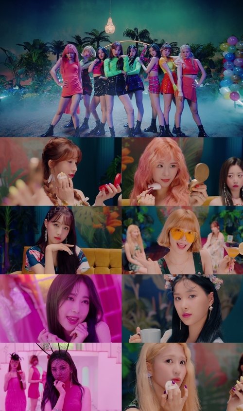 Group Nature released the second teaser video of the music video Im Pretty, raising expectations for a comeback.On the 9th, agency n.CH Entertainment released the second teaser video of the music video of Im So Pretty, the title song of Natures first mini album Im So Pretty.Nature in the public image overwhelms the eye with a more watery visual, and it is a charming and sexy charm that is different from the existing cute and youthful charm.In particular, with the addictive lyrics and melody I am a little pretty, Natures point choreography is surprised and attracts attention.Nature, who shows a variety of styles of costumes and shows a rich expression, raises curiosity about the entire music video.Nature has released a guerrilla concert before the comeback preparation process and comeback through Mnet Natures Natural Reality - Ill Make You Feel Better, the first solo reality program, and is raising expectations for comeback through various teaser images and music video teaser videos.Nature is scheduled to take the stage with a seven-member system for the time being, with leader Roux suffering a toe fracture ahead of his comeback on the 10th.