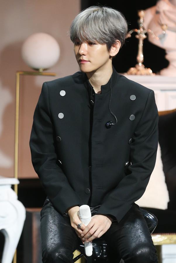 Singer Baekhyun expressed his determination to start his solo career and his efforts.EXO Baekhyun opened the showcase to commemorate the release of his first solo album City Lights at SAC Art Hall in Gangnam-gu, Seoul on the afternoon of the 10th, and first released the stage and music video of the title song United Nations Village.Seven years after his debut as EXO, Baekhyun, who is the third runner after Lay and Chen, has started his full-scale activities with trendy charm.On this day, EXO Chen took charge of MC and said, Even now, the wonderful Baekhyun has worked really hard to practice. I am very excited and nervous from the standpoint of watching the process.City Lights has been attracting a lot of attention as it has recorded 401,545 pre-orders on the 8th, two days before its release.So far, the first solo singer (a week after release) is Lays 125,000 copies and TOP 5 is Chens 103,000 copies, so it is also a point of observation that Baekhyun will compete with EXO members in good faith.The attention is drawn to Baekhyuns box office power.Among them, the title song United Nations Village is a romantic love song of R & B genre with Baekhyuns soft vocals impressive.In addition, this album includes Stay Up featured by Binzino, Betcha with hip-hop colors added to confident messages, Ice Queen with a willingness to win love, Diamond with love for lovers, and Psycho with lost inner feelings. All six songs are filled with different styles of R & B tracks.Baekhyun expressed his sensual voice more in a uniform but more colorful way.On the 1st, Dios last new song, Its OK to be OK, was released, and Sehun and Chan Yeol will release their first unit album, What a Life, and EXO will hold its fifth solo concert at the Seoul Olympic Gymnastics Stadium for a total of six days, including 19-21 and 26-28.In July, which is also called EXO Month, Baekhyun is expected to show off his presence as a solo album.Baekhyun said, The burden gave me a good synergy because it was a prepared album with a lot of attention during a busy schedule.I was able to prepare the EXO concert harder as I had to prepare alone without members to share my opinions. EXO Chen also cheered, I feel the energy of the well-made album from the beginning.What is the difference between a solo album and an EXO album?Baekhyun said, I showed the intensity of performance with EXO, and I wanted to instill intensity in my voice in my solo album. I tried to appeal sexy with good vocals.I thought it was a priority to improve my skills as a flayer and give a sense of stability rather than participating in writing and composing. Meanwhile, Baekhyuns City Lights will be released at 6 pm on the same day, and Baekhyun will unveil the United Nations Village stage to fans on Showcase and terrestrial music programs this week.