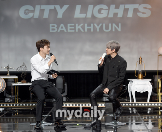 Baekhyun, who made his debut as a solo Singer, expressed his thoughts on the future of his group EXO.On the afternoon of the 10th, a showcase was held to commemorate Baekhyuns debut solo album City Lights at SAC Art Hall in Samseong-dong, Gangnam-gu, Seoul.Exo, who debuted in 2012 and became a top idol leading K-pop, has been in a situation where members have been unable to fully participate for a while after the so-called seven years of horse.On this day, Baekhyun said, I think that we should be hoping for each others happiness as we are now with the members. If we did not think about friendship among members, we would not have come here.The future of EXO will be as solid as it is now, so that other members can fill it, he said.Meanwhile, Baekhyuns new album included a total of six songs, including the title song UN Village and R&B song Stay Up featuring rapper Binzino.UN Village is a romantic love song of R & B genre that can feel Baekhyuns soft vocals.The announcement at 6 p.m.