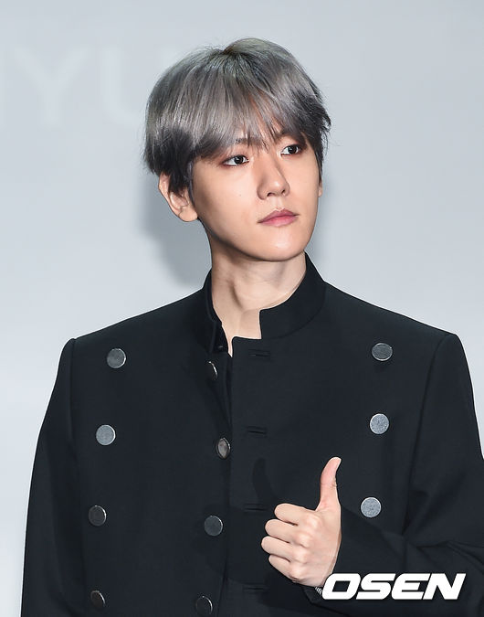 On the afternoon of the 10th, EXO Baekhyuns first solo album City Lights showcase was held at SAC Art Hall in Samseong-dong, Gangnam-gu, Seoul.EXO Baekhyun poses.