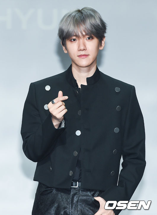 I hope you feel like Baekhyun had this color too.EXOs trusted and listened vocalist, Baekhyun, released his first solo album in seven years and showed his new charm as a vocalist.Baekhyuns first mini-album, City Lights, is filled with R & B songs that Baekhyun had wanted to do in the meantime, so he will be able to hear the new voice of Baekhyun, which he has not been able to easily access.Baekhyun said in a showcase commemorating the release of his first mini album City Lights at the SAC Art Hall in Gangnam-gu, Seoul on the afternoon of the 10th, I started preparing for a solo album from that time because I wanted to do it at the end of last year.It took a total of eight months to get out of the title song because I was not able to pick the title song well. When I was working as a solo, I was not burdened at first.I do not have any members to lean on, and it was a burden to show me myself completely, but I thought I would like to show it quickly and expect it because it is perfect today. The title song UN Village of Baekhyuns first solo album is an R & B song in which groovy beats and string sounds are harmonized. It features lyrics that express the romantic time of watching the moon with lovers on the United Nations Village hill like a scene of a movie.Baekhyun commented on the title song, I like it in 10 seconds when I listen to EXO title songs or songs, and I do not like it, but this song is my song, so I did not tell you it was my song.I liked it so much, she said, expressing her confidence.I do not have a correction recording for some reason, but this song has been done two or three times.I would like you to feel that there was such a color for Baekhyun because of Yi Gi, who showed the genre that I did not show well in my usual life.  I would like you to feel such a tone, he said.He also said, I heard it in the morning, day, night, and driving, but personally it would be better if you listen at night. DeLove Live!I think it would be nice to listen when you want to have time alone or alone. Baekhyun, who prepared for the EXO concert and prepared a solo album, said, I wanted to see the members too much while preparing for this album.I wanted to see it because I did not have a person to share my opinions. How did you overcome it? I tried to listen to the companys story.My opinion is important, but it doesnt work out if I give it to you. I found a middle point with the company and coordinated it.I told the members that I had done it with Feelings like Voting. What stands out in this album is by far Baekhyuns vocals, who said, I called it part-by-part during group activities, but I did not know that it was so hard to do it alone.I thought I should fill one song with my voice, so I forgot where to breathe. I was shocked by my own appearance and tried harder.The solo singers felt great, because they needed a complete control and once they had a bad breath, the phrase could collapse behind them.Everyone who has done solo while grouping has overcome and is still impressed with good stage song, and I thought that it should be great and imitated. In addition, Baekhyun commented on the difference between EXO music and musical direction seems to be the difference between showing intensity as performance or instilling intensity only by the voice that the individual fills in. So, my personal opinion is not that EXOs music is tone-deep, but my personal view is that EXO appeals sexy with performance. I think it appeals to the sexy people, he explained.I have been practicing a lot and I have been helping a lot to improve my skills, said Baekhyun, who has been receiving vocal lessons since early this year to improve his vocal skills by preparing a solo album. It was a good synergy that the burden of solo helped me improve my skills.I think I can not know because I can feel myself because I can feel comfortable and stable when I personally love live!I continue to take lessons, and I am going to show you the distinct color and stability of Baekhyuns vocals in the future.Those who listened to my song seem to be trying to hear the word It is a good vocal to appreciate without Feelings, I do not think it will be. Baekhyuns new book includes six songs including the title song UN Village (United Nations Village), Stay Up (stay-up), Betcha (betcha), Ice Queen (ice queen), Diamond (diamond), Psycho (psycho) You can see the charming vocals of the un and the sensual music color.The reason why I did not participate in the songwriting and composition on this album is There are many people who are better than me. I have challenged the songwriting once, but I have been rejected by the company.This is not my way. I tried to develop what I was good at, so I focused more on vocals and dance.I think I will be able to participate if I have a chance in the future, but I think it is a priority to show my stability as a player by improving my individual skills. Baekhyun, who has recently opened a YouTube channel and communicates with fans through various videos such as V-logs, said, EXO makes its debut and has accumulated 10 million copies. All of these records can not be recorded if we do not have fans rather than because we are good.I thought we should give it to you and I thought it was a job we only get.I communicated with the broadcast, but I thought I would wonder about my usual appearance. We were waiting for our fans to look at the old videos during the blank season. I was sorry and sorry for that.So I can not make a program alone, so my little things, Baekhyun, started to wonder what I would do normally.In the future, it will be a channel to approach my brother Feelings, not Baekhyun, on stage, while showing various things such as V logs, games and recording studios. Asked about the future of EXO, Baekhyun said, I think that I should be living with my members as well as hoping for each others happiness.Without friendship between members, we could not come to this place, and because of Yi Gi, who knows even if we do not talk to each other, I think the future of EXO will be like that that if there is a solid and empty place like now, other members can fill it.I hope that many people will be curious about the future of EXO in the future. Baekhyun, who has been playing his own music world with his first solo album in seven years, said, Starting with this album, I am trying to make my solo album steadily in the future.I will show you the appearance of Baekhyun who can digest various genres. 