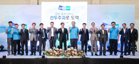 두산지게차서비스 이미지