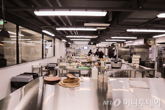 리라컴퍼니 이미지