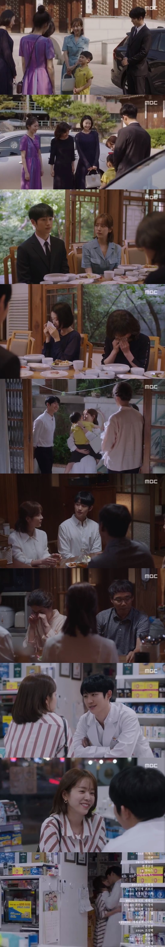 Han Ji-min and Jung Hae-in have been greeted by Happy Endings with the promise of marriage.In the MBC drama Spring Night 31-32 (the last episode/playplay by Kim Eun/director Ahn Pan-seok), which aired on July 11, Lee Jung-in (Han Ji-min) and Yoo Ji-Ho (Jeong Hae-in) promised to marry.Kwon Ki-seok (Kim Jun-han) insisted on marrying Lee Jung-in and made a place where his father, Kwon Young-guk (Kim Chang-wan), Lee Tae-hak (Song Seung-hwan), met.Kwon Young-guk, who already knows Lee Jung-ins mind, repeatedly asked, Will this marriage be? And Lee Tae-hak said, I am sorry for the stone.I should have taken a picture of it, he said, even fighting.Kwon Ki-seok helped Lee Tae-hak, who was drunk, to his home, and asked Shin Hyung-sun (Gil Hae-yeon) to marry Lee Jung-in again. Kwon Ki-seok said, Yoo Ji-Ho quality is bad.My father threatened me with a photo of him worried about my son.I asked for money, he said, and Shin Hyung-sun looked at Kwon Ki-seok and said he would meet Yoo Ji-Ho to his daughter Lee Jung-in.Lee Jung-in received a memorandum on condition that he could not marry if he drank again to Yoo Ji-Ho, and went to the house of Sister Seo-yool Lee (Lim Sung-eon), and later he was surprised to learn that the real reason for the divorce of Seo-yool Lee and Nam Si-hoon (Lee Moo-hyun) was domestic violence.Lee Jae-in (Ju-min-kyung), a seo-young Lee, hugged her and wept.Yoo Ji-Ho took his son Jung Eun-woo (Hi-an) to meet with the new model, and Seo-yool Lee asked for advice as a child care experience.Jung Eun-woo believes me, but it cant collapse. So can Jung In.I have only believed in one person, but I have to protect it no matter what. Lee Jung-in said, My women cry well. Father has a long way to go, said Shin, while Lee Jung-in said, Father will wait as long as possible. There may be moments of regret in the future, but I am fine.Ive got Jiho next to me, and Ill be happy again as I pour it all over and get comforted.When Yoo Ji-Ho said, I will do well, Lee Jung-in said, No, we will do well.Nam Sihoon, as requested by Seo-young Lee, stamped the divorce documents and drank a days drink, and met Kwon Ki-seok, and then the two knew each others real condition.Nam Si-hoon said he was divorceing Seo-young Lee, and Kwon Ki-seok said Lee Jung-in had a man separately.When Lee Tae-hak refused to propose his father, Kwon Ki-seok, to the director, he sent a letter to Lee Jung-in saying, Im sorry.Yoo Gyeong-sang