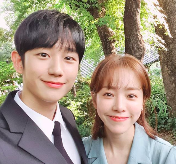 <p> Actor Jung Hae In this play with more focused breathing actress Han Ji-min and of-shot to the public.</p><p>Jung Hae In is 11 PM their own through SNS Spring nightof last moments together pleasehe said.</p><p>MBC every Spring night(a play Kim, rendering safe, judgment-seat)is this personal(Han Ji-min)and maintain a sign(Jung Hae In)and love the green romance, the drama, tonight is the last meeting that the airwaves are.</p><p>Netizens already the Last episode live sad to be you. I love you assuredly, the last broadcast from? This cannot be sent as a present near the water and commented It.</p><p>Spring nightis 6 6 broadcast from the nations top viewership 8. / [Photo] Jung Hae In SNS</p><p> Jung Hae In SNS</p>