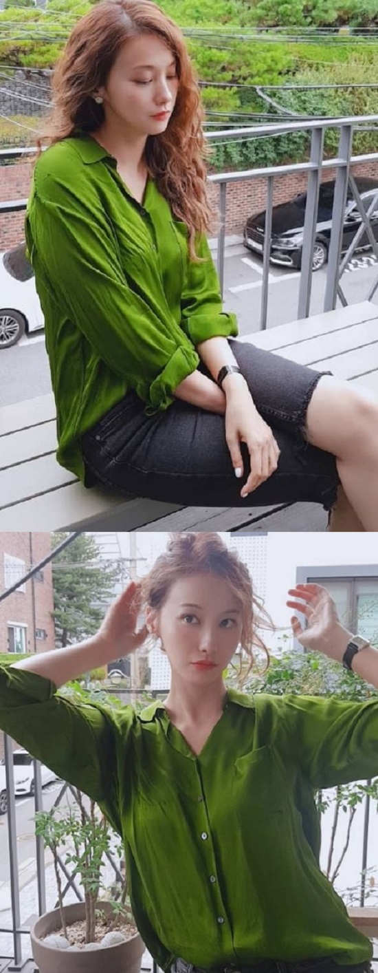 Actor Yoo In-young has released daily photos.On October 10, Yoo In-young posted a picture on his instagram with an article entitled Konyaspor Konyaspor.The photo shows Yoo In-young, who boasts a chic yet innocent beauty.The netizens who watched this showed various reactions such as It is so sweet, Konyaspor blouse is pretty and My sister always supports.On the other hand, Yoo In-young is appearing on MBC Hogus Love.Photo: Yoo In-young Instagram