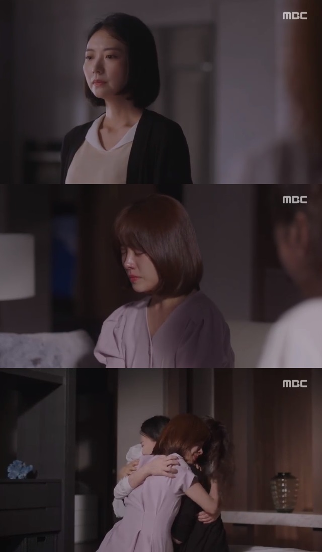 Han Ji-min tears when he finds out that Sister Lim Sung-eun was domestic violence.In the MBC drama Spring Night 31-32 (the last episode/playplay by Kim Eun/director Ahn Pan-seok), which aired on July 11, Lee Jung-in (Han Ji-min) knew the reason for the divorce of Sister Seo-yool Lee (Lim Sung-eon).Lee Jae-in (Resident Lee) saw the baby items bought by Nam Si-hoon (Lee Mu-saeng) at the house of Sister Seo-yool Lee and said, Do you think that if you buy a few baby items, it will be solved?How did you become a doctor with such a wet-headed head? I should have sued you then. Lee Jung-in asked, What are you accusing me of? What do you mean? Why do not I know? Lee Jae-in reluctantly said, Nam Si-hoon hit Sister.Lee Jung-in was shocked and tearful, followed by Lee Jae-in, a Seo-yool Lee, who poured tears of hugs.Yoo Gyeong-sang