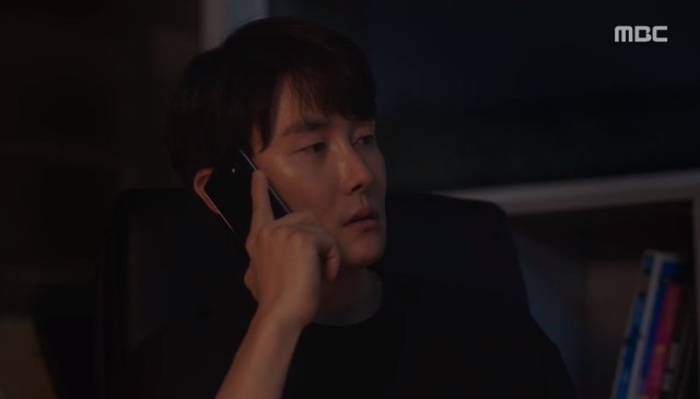 Kim Jun-ha apologised to Han Ji-min and hinted at new love by meeting his daughter of a member of parliament.In the MBC drama Spring Night 31-32 (the last episode/playplay by Kim Eun/director Ahn Pan-seok), which aired on July 11, Kwon Gi-seok (Kim Jun-ha) gave up Lee Jung-in (Han Ji-min).Kwon Ki-seok urged Kwon Young-guk (Kim Chang-wan), who tried to catch Lee Jung-in until the end, to propose a position as director of the foundation after Lee Jung-ins father Lee Tae-hak (Song Seung-hwan) left office.Kwon Young-guk reluctantly offered Lee to move to Lee Tae-hak as his son wished, but Lee Tae-hak replied, I will think about it.Lee Tae-hak asked his daughter Lee Jung-in again, Are you really not a good person? Lee Jung-in said, I think it is more valuable that I should not be a child who should be sick.I know hes upset when he sees you, and I know hes not satisfied and anxious to see me right now, and Ill show you how hes happy.Lee Tae-hak, who bought a school and called Kwon Young-guk, suggested that he did not accept the proposal. Kwon Young-guk called his son Kwon Ki-seok and said, Gi Seok, you did enough.Kwon Ki-seok, knowing that Lee Tae-hak did not accept the proposal, sent a text message to Lee Jung-in saying, Im sorry.Yoo Gyeong-sang