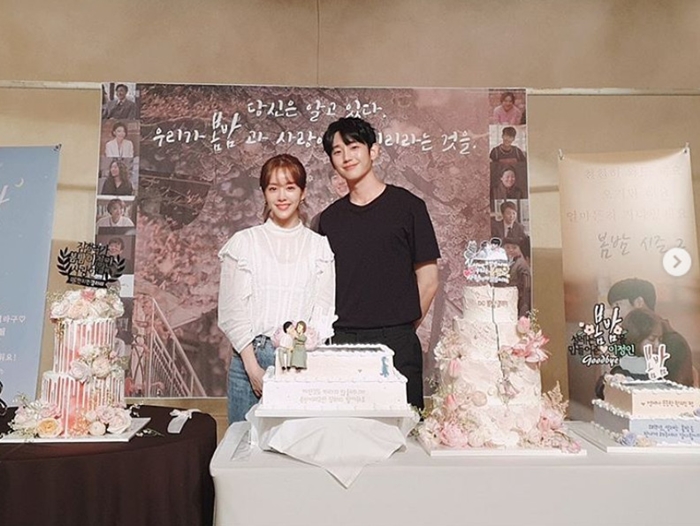 Actor Han Ji-min expressed his feelings for the end of Spring Night.Han Ji-min wrote on Instagram on Wednesday: Thank you for coming to Spring Night.One spring brings warm love to everyone, as Ji Ho (who is the Jeonghae) and Choi Jung-in (Han Ji-min).When spring comes, I remember each other. Han Ji-min also released photos taken with Jung Hae-in in front of gifts received from fans, and various gifts such as cakes and banners included the hearts of fans who were saddened to spend spring night.When the photo was released, the netizens responded such as How do you send Choi Jung-in?, It was a calm and warm drama, and It was fun.On the other hand, Spring Night ended on the 11th with a drama about a realistic melodrama that depicts a library librarian who has value in his desired life, Choi Jung-in (Han Ji-min), and a pharmacist, Yoo Ji-ho (Jung Hae-in), who shows warm and friendly but sometimes intense desire for victory.Photo Han Ji-min SNS
