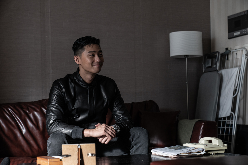 Lion Camera Rear Park Seo-joon, that was wearing a serious expression <p>Lion Camera Rear Park Seo-joon is What.</p><p>The movie Lion(Director Kim Joo Hwan)is a fighting champion ‘for later’(Park Seo-joon)is the priests ‘inner you’(organizing)to meet the world into a chaos strong evil(惡)to fit in, its time.</p><p>This time, the public scene and the stills of passionate actors and a heart-warming scene the mood to put this item to the focus.</p><p>First Evil and fighting champion ‘for your’ Station Park Seo-joon this seriously, monitoring the steel is to wear a different look with Lionto show through intense Character transformation in the expectations increases. Also taken at the end of a smile without losing that Park Seo-joon is a movie Character and another bright look out for.</p><p>Evil chasing the priests ‘inner you’ inside the station of the steel is seriously in the acting immersive and charismatic appearances from child actor and a bright smile gentle charm until the ‘inner you’and the perfect sink rate as in the movie show a heavy presence portends.</p><p>The world evil in the spread of the black Bishop ‘you’ of the station, we are also of Steel is an overwhelming mystery for as attractive as this never was a new evil Character in the expectations model.</p><p>7 31, the opening is expected</p>
