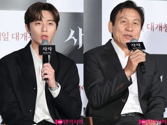 Actors Park Seo-joon and Ahn Sung-ki promised to re-start SBS Power FM Dooshi Escape TV Cultwo Show.Park Seo-joon and Ahn Sung-ki, the main characters of the movie Lion, appeared as guests on the TV Cultwo Show, which was broadcast on the afternoon of the 16th.It became a hot topic by boasting of its extraordinary dedication by conveying behind-the-scenes related to the Lion.On this day, Kim Tae-gyun asked, If the lion is in the top spot in real-time search terms, please come back as a special DJ.Park Seo-joon promised, If it does not hurt, I will come out as a special DJ.Then, Ahn Sung-ki said, I will do Park Seo-joon.Lion is a film about a story of a martial arts champion, Yonghu (Park Seo-joon), who meets the Old Man priest Anshinbu (Ahn Sung-ki) and confronts a powerful evil () that has confused the world.Opening on the 31st.