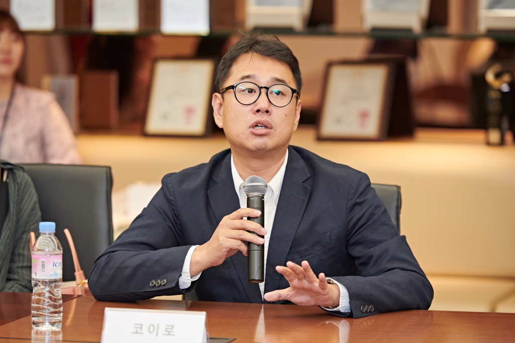 맨어스 이미지