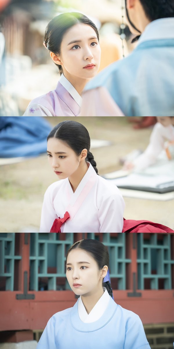 There is a cheer for Shin Se-kyung returning to the new office, Na Hae-ryung.Today (17th), there are many expectations for Shin Se-kyung, who is returning to us through MBCs new Wednesday-Thursday evening drama Na Hae-ryung, which will bring fresh winds to the house theater.In particular, attention is focused on returning to the historical drama genre in about three years after Kwon Ryong-i Narsha.Shin Se-kyung, who appeared in thick works such as Deep-rooted Tree and Kwon Ryong-i Narsha starting with the drama Land, emanated a heavy presence without filtering.The character, who added the expressive power to convey the emotions thoughtfully as if he was caught in his hand based on the delicate acting power accumulated through various works, came to be new when he wore it.Also, the power of the actor Shin Se-kyung attracted viewers.The voice that makes the two ears listen to convey deep emotions coming from the heart, and the clever complete control that expresses the characters born after the hard work and effort more than 100% made the work more fun and immersive.As a result, it led to the intense story of many peoples hearts, and at the same time, it created a new modifier called The Goddess of the historical drama and made a valuable fruit.This Shin Se-kyung returns to Na Hae-ryung, the wiser and more imposing character than anyone else.He will genuinely capture the process of entering the palace with two feet and being reborn as a true officer with the future behind him.Shin Se-kyung is a perfect transformation into Na Hae-ryung, who takes on a new desire to be a wife and goes on to become a subject, instead of humbly accepting the fate given to him, and foreshadows another life character renewal.There is a lot of attention to Shin Se-kyungs performance that will make the movie theater beyond the CRT this summer.Shin Se-kyung starring MBCs new Wednesday-Thursday evening drama Na Hae-ryung takes off its veil at 8:55 pm today (17th).PhotoGreen Snake Media