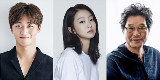 Actors Park Seo-joon, Kim Dae-mi and Yoo Jae-myung will star in JTBCs new gilt drama Itaewon Clath.According to the drama on the 18th, Itaewon Clath, based on the next webtoon of the same name, is a work that depicts the rebellion of youths who are united in an unreasonable world, stubbornness and guest.Their entrepreneurial myths are unfolding in the small streets of Itaewon, which seem to have compressed the world, chasing freedom with their own values.The popular webtoon Itaewon Klath (written/pictured Cho Kwang-jin) started its series in 2017 and boasts 22000 cumulative views.Next Webtoon is ranked as the top-selling payment sales and 9.9 rating, and it is considered to be a hot topic that enjoyed both popularity and popularity.Cho Kwang-jin, who created the original work, wrote the drama directly, and directed by Kim Sung-yoon, who created Gurmigreen Moonlight and Discovery of Love.It is the first drama produced by Showbox, which has shown films with workability and popularity such as Taxi Driver, Assassination and Tunnel.Park Se-roi, who has been hot online, is played by actor Park Seo-joon, a straight-line young man who does not compromise on injustice.He is a person who starts a new dream challenge on the streets of Itaewon, which has entered with anger, and offers a cheerful cider with an unfavorable counterattack against the big business owners of the food service industry.Park Seo-joon said, Park is a good person who strives every moment while keeping his conviction.I was considered to be a life character of many people who saw the original work, so I was burdened, but I wanted to challenge it because it was so attractive. Kim Dae-mi plays the role of Sosio Pass Joyser, who is equipped with Gods brain. Joyser, who is famous for SNS star and power blogger, has an angelic face and a reverse character.I will go to Itaewon with Park Sae-roi as a relationship that started like a bad luck.Kim Dae-mi swept various movie awards last year, showing off fresh masks and unique acting skills in the movie Witch.Kim Dae-mi said, I feel the excitement and burden at the same time as it is a work that I have been doing for a long time. It seems to be a good work because the Actors, bishops and writers to be together are good people.Joy Seo Kim Dae-mi should expect a lot, he said.Yoo plays Jang Dae-hee, chairman of the restaurant industry conglomerate Jang Ga-ga, who is an embroidered conglomerate and authoritarian who has been making cooking a business for his childhood memories of being hungry.His life, which was like a castle, begins to shake a little bit as he faces the blindness of his sons accident.Yoo Jae-myung said, I am glad to be with Itaewon Clath. I want to visit the viewers with my bishop and artist together with my young and junior Actors.The production team of Itaewon Clath said, The combination of Park Seo-joon, Kim Dae-mi and Yoo Jae-myung is perfect.You can expect the synergy of Actors who will add their own characters with their own colors. Followed by Chocolate.