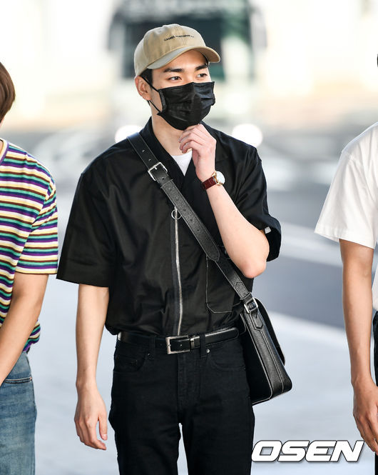 아론투어 이미지