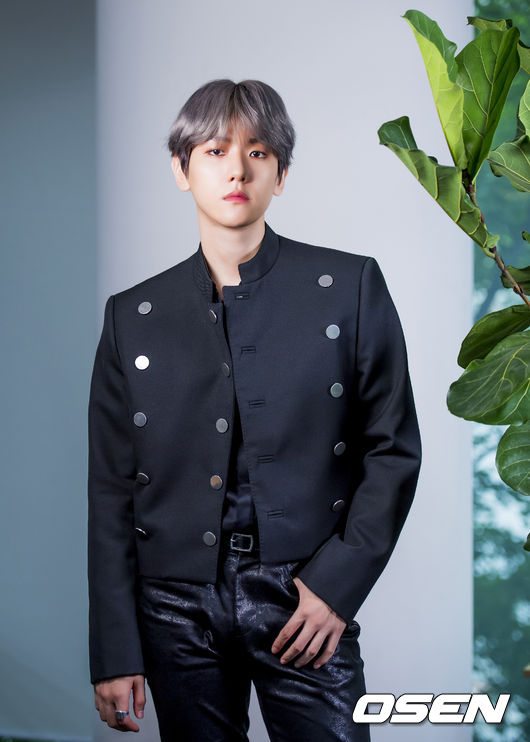 Exo Baekhyun is receiving the hot love of global fans through Star Road.This production Star Road is a program that reveals all the charms that domestic stars have not shown for Korean wave fans.It is very popular with small interviews and real stories.In particular, Baekhyun was perfectly responsible for visuals, talks, and the atmosphere of the scene in Star Road. So, lets check Baekhyuns handsome appearance?A cut no matter how you take it.Its really King Gad General visuals.Baek-hyun, who takes a pose.Two words, a good-looking mouth.Baekhyuns brilliant visuals can be found in more pictures on V channel.