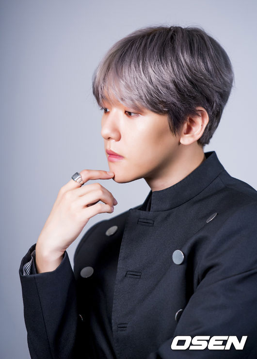 Exo Baekhyun is receiving the hot love of global fans through Star Road.This production Star Road is a program that reveals all the charms that domestic stars have not shown for Korean wave fans.It is very popular with small interviews and real stories.In particular, Baekhyun was perfectly responsible for visuals, talks, and the atmosphere of the scene in Star Road. So, lets check Baekhyuns handsome appearance?A cut no matter how you take it.Its really King Gad General visuals.Baek-hyun, who takes a pose.Two words, a good-looking mouth.Baekhyuns brilliant visuals can be found in more pictures on V channel.