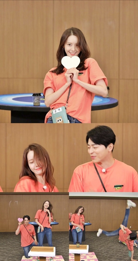 In Running Man, Im Yoon-ah plays a fatal dance showdown with Jo Jung-suk.In the SBS entertainment Running Man broadcasted on the 21st, Actor Jo Jung-suk and Im Yoon-ah appear together to perform a dance war without concession.In the recent recording, the two people attracted attention by emitting a brilliant sense of entertainment in the appearance of Running Man.Especially when I entered the dance mission, Im Yoon-ah showed the dignity of the senior girl group by completely digesting the dance of the junior singers such as Twices What is love and Cheonghas Twelve oclock, and Jo Jung-suk also led the atmosphere of the recording hall with the dance ability that was hidden.Jo Jung-suk showed off his colorful retro dance to break dance, and laughed at the dance that used the props on the spot improvised.Jo Jung-suk and Im Yoon-ah rendered the dance war a reminder of an untiring passion to win the dance battle.The results of the dance war between Im Yoon-ah and Jo Jung-suk can be found on Running Man, which is broadcasted at 5 pm on the 21st.Photo = SBS