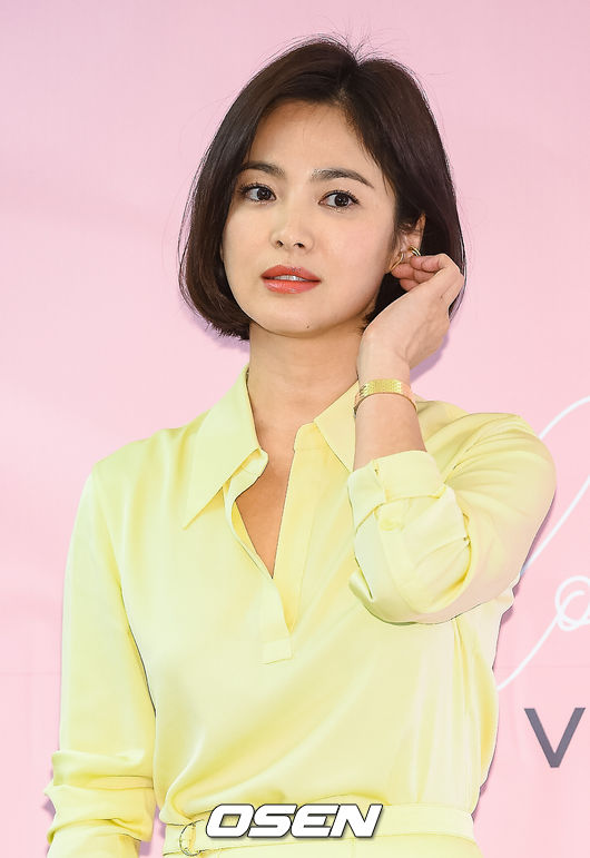 Actor Song Hye-kyo is gathering topics with his first official interview after collecting topics with a divorce with Song Joong-ki.On the 18th, Hong Kong magazine Tatler released an interview with Song Hye-kyo in Monaco recently.This attracted fans with the first official interview that Song Hye-kyo revealed after applying for a divorce adjustment with Song Joong-ki.According to this, Song Hye-kyo expressed his fate for his projects and life.Its not just a fate or a fate, whether its a project that goes my way or not, he said. I knew this was true of my life.In particular, Song Hye-kyo is said to have said quietly, Destiny comes without much effort and just happens.Song Hye-kyo said of this years plan, This year I will have a personal time, I need to have my own time, he said.I plan to start a new project next year, but it has not been decided. The 12th solo housekeeping (Jang Jin-young, chief judge) of the Seoul Family Court held a private meeting of the two peoples divorce adjustment date at 10 a.m. on the 22nd to form a mediation.That left Song Joong-ki and Song Hye-kyo legally in a year and nine months after they married in October 2017.Both sides have concluded the mediation process by divorcing without alimony, property division. /