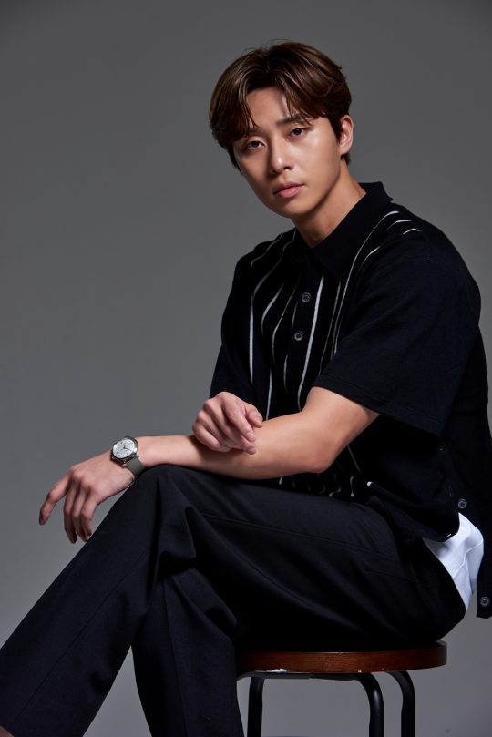 <p>Actor Park Seo-joon this Woo Do-hwan, the source said.</p><p>The movie ‘Lion’in his hate fighting champion in the Gods Lion to Born for your role is Park Seo-joon on the 24th afternoon, the Seoul Samcheong-Dong one of the cafes in the Met.</p><p>Park Seo-joon is the action scenes just as much as if the Demons to attack the scene was tough, he said. He said: “at first lightly had thought. The body is tough or not I want to in it. But it was too hard. The strength to continue you have to give and breathing Acting city should be, than what the imagination may have to fill the part that many people did”; “I and 3 when from For pressed. Now you impoverish whenever occasionally for the Press on a screen. Then I look in 3rd person as never, but what feels safe. That feeling people think Acting was,”he said.</p><p>Woo Do-hwan this his black Bishop You role in for the greed not have been up to. Park Seo-joon is “villains always thought there was, but hwans face and Acting that all and then have no idea was”a few days “my face in which I feel I would not even. Help the exchange weather is too sharp and sexy charm. The owners met to think and gave up,”said laughed.</p><p>‘Lion’is a Fighting Champion Dragon weather(Park Seo-joon)family, the priest should have some(safe enough)to meet the world into a chaos strong against the evil in the story. Coming 31, opening it.</p>