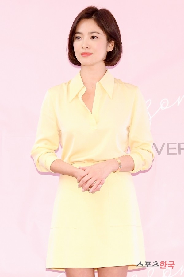 Actor Song Hye-kyo has filed a complaint against Akpler.On the 25th, Song Hye-kyo agency UAA said, We filed a complaint against a number of people who have been clearly accused of defamation and insult in the Bundang Police Station on this day.The agency said, We have filed a complaint with the Bundang Police Station for the first time with a large number of distributors who have completed the collection of evidence on Bad Police activities, clear false facts, and malicious slander and profanity in relation to Song Hye-kyo. Ive informed him.The act of falsifying and spreading false articles, malicious words, and things that can not be imagined is continuing, and it is not only exceeding the social Yong-In level, but also causing unbearable suffering to the parties, he warned. We will respond hard without any good or agreement.On the other hand, on the 22nd, the 12th deacon of the housework of the Seoul Family Court (Jang Jin-young, the chief judge) established the divorce mediation between Song Hye-kyo and Song Joong-ki.The song hye-kyo agency UAA official position specialization.Good morning, UAA.Actor Song Hye-kyos agency UAA filed a complaint with the Bundang Police Station on July 25, 2019, against a number of people whose allegations were clearly revealed for false defamation and insult.The UAA filed a complaint with the Bundang Police Department first, with regard to Actor Song Hye-kyo, a number of distributors who have completed the collection of evidence for Bad Police acts, clear dissemination of false facts, and malicious blatant slander and abuse.We will also file a Detective complaint against all of the remaining community, comments, and YouTubers as soon as evidence is obtained.The UAA has appointed Kim & Changs law office as a legal representative on June 28 and has been preparing for legal action.In addition, we will respond hard without any agreement or agreement regarding the receipt of the complaint.Following this measure, we will continue to proceed without agreement in the ongoing legal response.There is a continuing act of fabricating and spreading false false writings, malicious abuses, and things that can not be imagined at all, in relation to Actor Song Hye-kyo, which is not only exceeding the social Yong-In level, but also causing unbearable suffering to the parties.In the future, we will continue to strongly respond to the act of misusing anonymity to mass-produce rumors and spread them indiscriminately. Through this, we hope that the act of hurting and suffering will be refrained from writing.