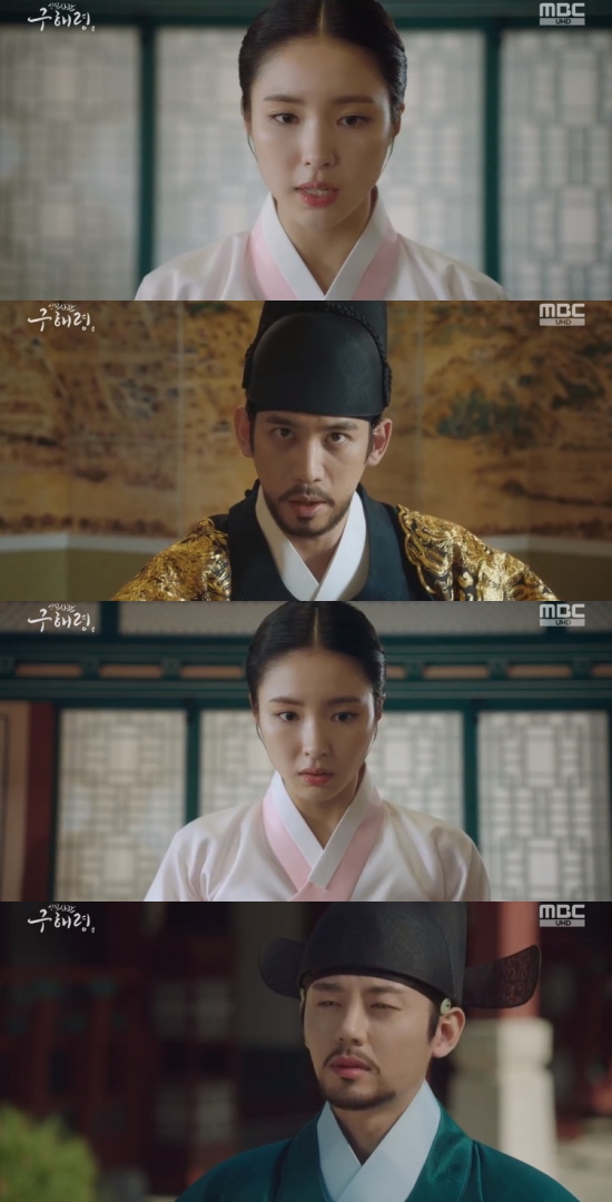 The new cadets, Na Hae-ryung, Shin Se-kyung and Cha Jung Eun-woo, were reunited at the palace.In the third and fourth MBC drama Na Hae-ryung, which was broadcast on the 24th, scenes of the reunion of Na Hae-ryung (Shin Se-kyung) with Lee Rim (Jung Eun-woo) were broadcast.On that day, Koo visited the groom, Seung-Hoon Lee (Seo Yeong-ju), the night before Wedding Bible was held.Na Hae-ryung knelt before the Seung-Hoon Lee, saying: Please withdraw your marriage; I cannot marry this marriage.I cant make an innocent Sunbee a man whos been broken up. I tried to think fate. But my heart doesnt feel like it.I am not confident that I will live my whole life as a naive GLOW in the book. Seung-Hoon Lee said: Marriage is a family-to-family arrangement; if my side refuses to do so, it will be pointed to for life as a broken GLOW.I will not be able to save my marriage. So you do not like this marriage. Na Hae-ryung expressed his will.The next day, Na Hae-ryung and Seung-Hoon Lees Wedding Bible were ready, and Seung-Hoon Lee declared a breakup to the family adults for the old Na Hae-ryung.Na Hae-ryung ran to the test site and took the test at a different time.Min Woo-won (Lee Ji-hoon) studied the city of Na Hae-ryung and delivered it directly to Lee Jin (Park Ki-woong).The tense asking about if there is a way to prevent the eclipse was presented, and Na Hae-ryung said, If the moon covers the sun, it becomes a eclipse and if the earth covers the moon, it becomes a lunar eclipse.This is not a scolding of the sky, but a natural law that takes place in the course of the celestial operation, so there is no way to stop it even if Zhuge Liang returns alive. In particular, Lee Jin met with Na Hae-ryung and asked, Do you think my tense is wrong?Gu Na Hae-ryung said: If you think there is a way to stop the eclipse, it is wrong; the truth is as it is; people cannot stop the sky.The reason why the old ceremony seems to end the eclipse is because the old ceremony was held until the end of the eclipse, not the old ceremony. However, Lee Jin said, Did you say that a book can teach you a full-fledged name? Joseon is a poor country.Five in ten are worried about eating tomorrow, sleeping, and six in ten are sick, but they can not be treated.Even if a child dies, he can not even give a proper grave, and he knows how free and luxurious the reason of heaven is.Do you know that even learning and realizing something is a benefit that only people like you and me can enjoy? Furthermore, Lee Jin said, Practising old-fashioned rituals in coordination is only to reassure the people: It will be no big deal, dont worry.I can only say that. I think my poetry is wrong. Is there any disagreement? Later, Na Hae-ryung passed the extraordinary time and became a female officer, while Lee Lim (Jung Eun-woo) went out of the palace with the help of Lee Jin.Irim asked for Na Hae-ryung and, after returning to the palace, accidentally reunited with Na Hae-ryung.In the next trailer, Irim was caught in the inside, and I wondered what kind of development Irim and Na Hae-ryung would continue in the future.Photo = MBC Broadcasting Screen