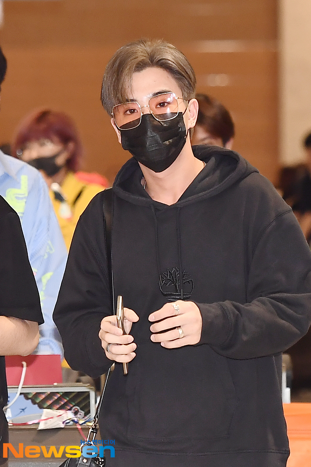 Thai singer Perth Tanapon arrived at Incheon International Airport in Unseo-dong, Jung-gu, Incheon on the morning of July 26.exponential earthquake