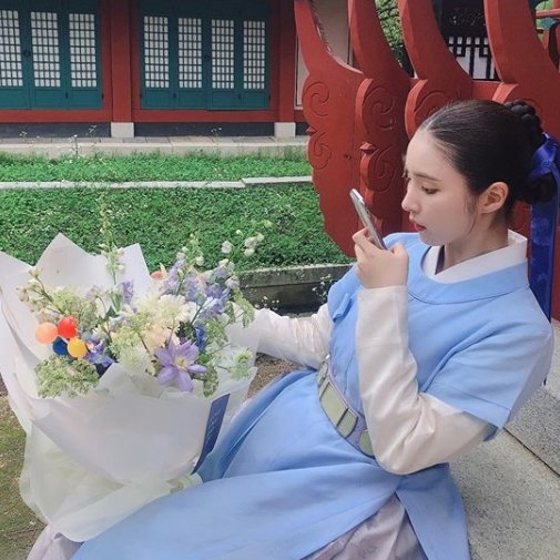 Shin Se-kyung posted several photos and videos on his SNS on the 29th, along with the article Thank you so much for all the people who congratulated me. I love you.Meanwhile, Shin Se-kyung is appearing in the MBC drama The New Entrepreneur Gu Hae-ryeong; it airs every Wednesday and Thursday at 8:55 p.m.